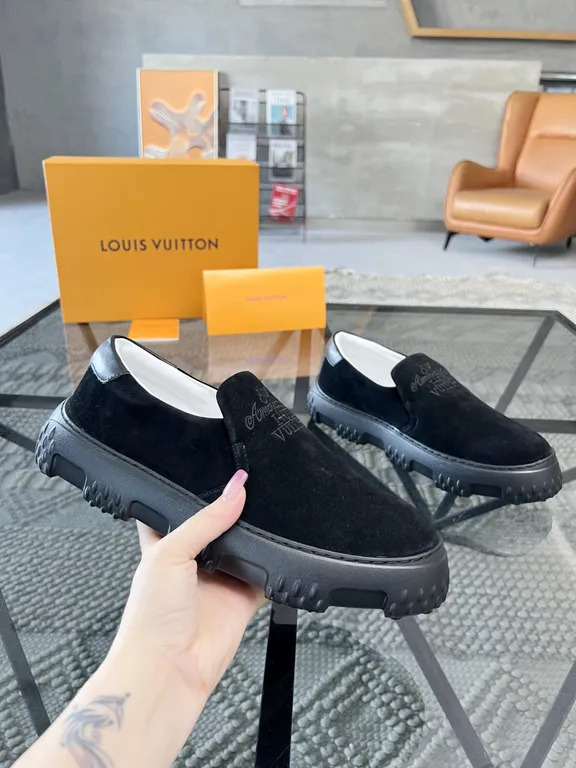 Louis Vuitton Shoe 